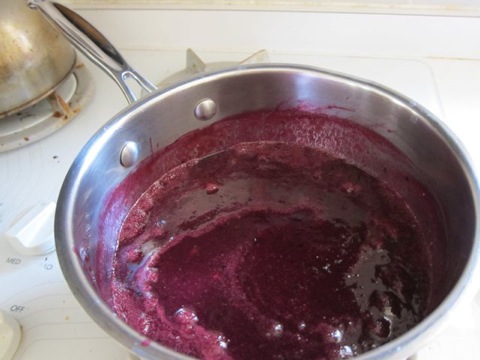 Concord grape jelly 7