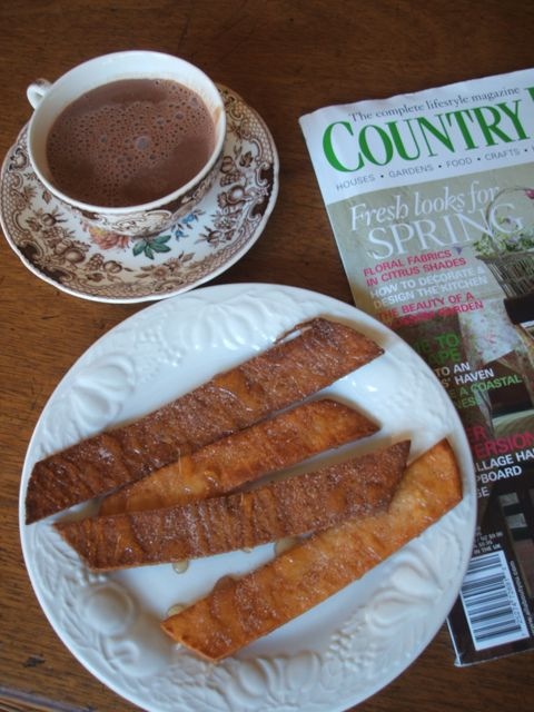 Chocolate and lazy churros are a lovely mid-morning break!