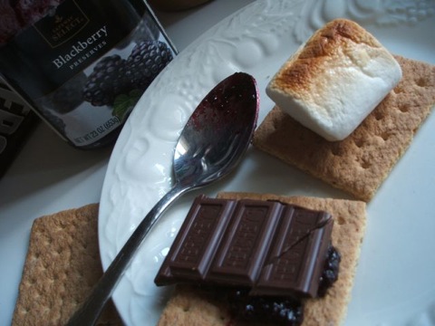 S'mores bberry choc marshmallow