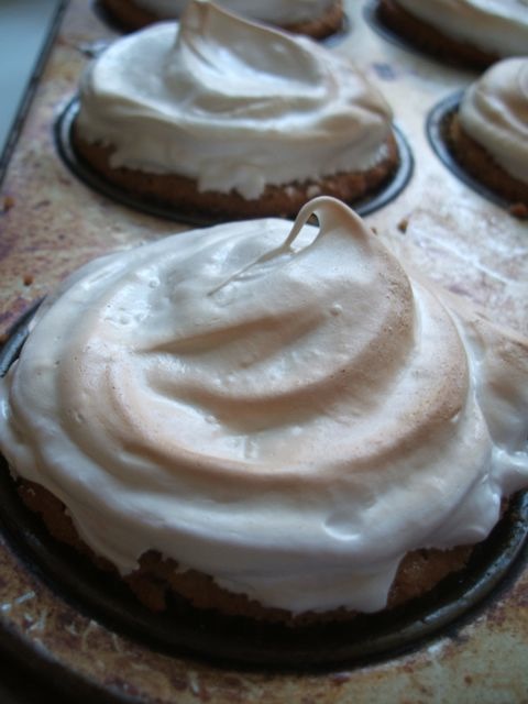 Smores cupcakes broiled 2